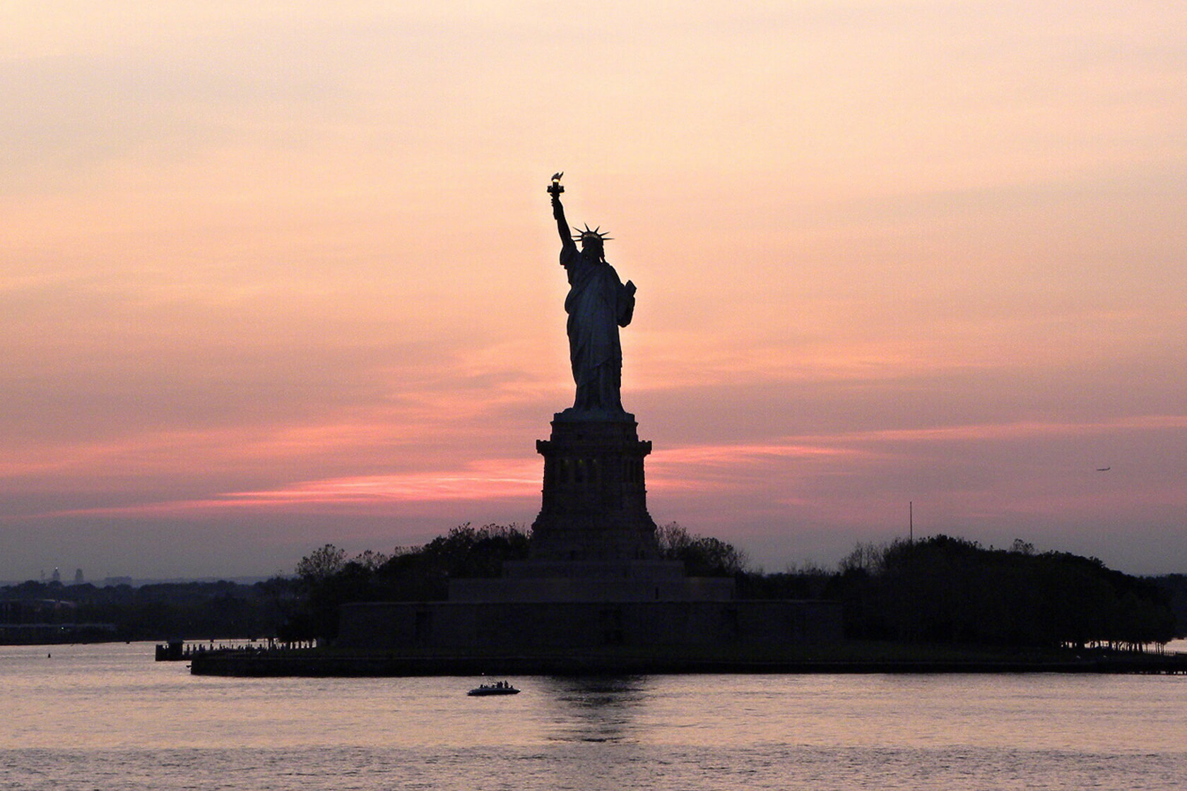 Image of the Statue of Liberty.