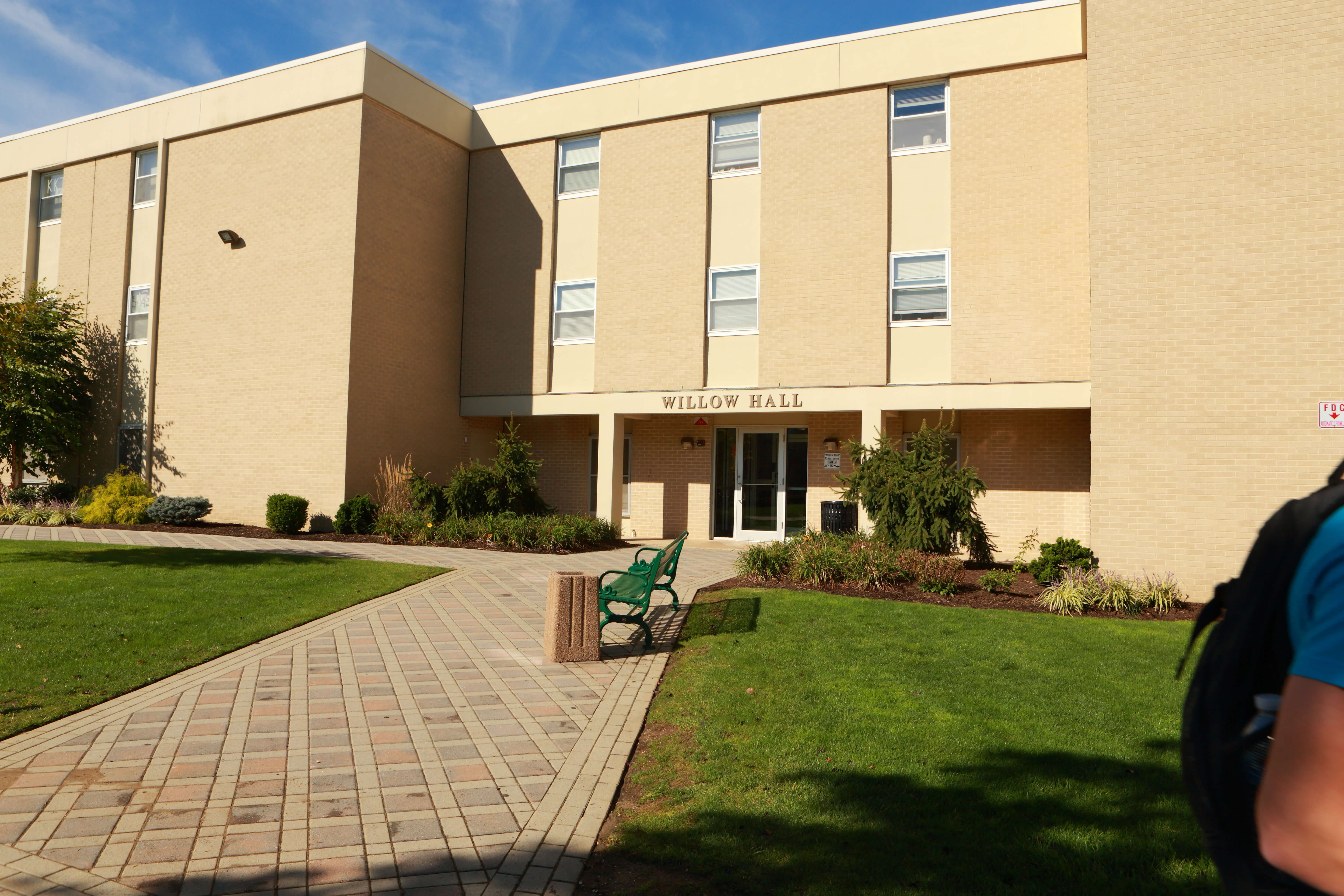 Suite-Style Residence Halls | Residential Life | Monmouth University 