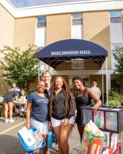 Nothing but smiles on move-in day! 😃 Big thanks to our awesome staff, parents, and volunteers. Welcome home, #HawkFamily! 💙