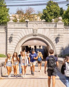 Soaring on Day1️⃣! Happy first day of classes, #HawkFamily! 💙🦅