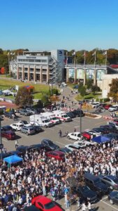 The #HawkFamily brought all the energy to Homecoming! 💙🔥